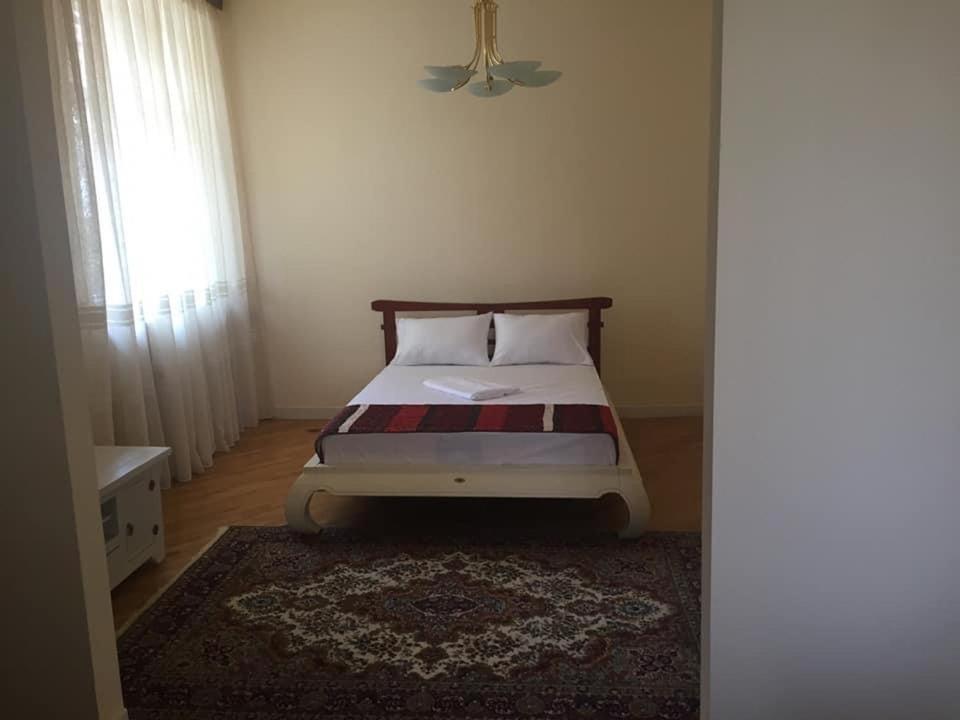 Holiday Home Γιερεβάν Εξωτερικό φωτογραφία